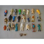 24 x action figures, mainly Kenner Star Wars. P-G.