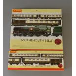 OO Gauge. Hornby. R.2300 "Bournemouth Belle" train pack.