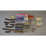OO Gauge. Hornby. The Rambler train set, together with assorted accessories & 7 x rolling stock.
