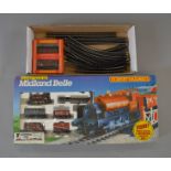 OO Hornby Midland Belle train set, together with some additional track & 2 x boxed 4 wheel coaches.