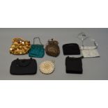 8 assorted vintage ladies handbags.