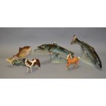 2 Royal Dux fish figures together with one similar and two Beswick horses (some restoration) (5)