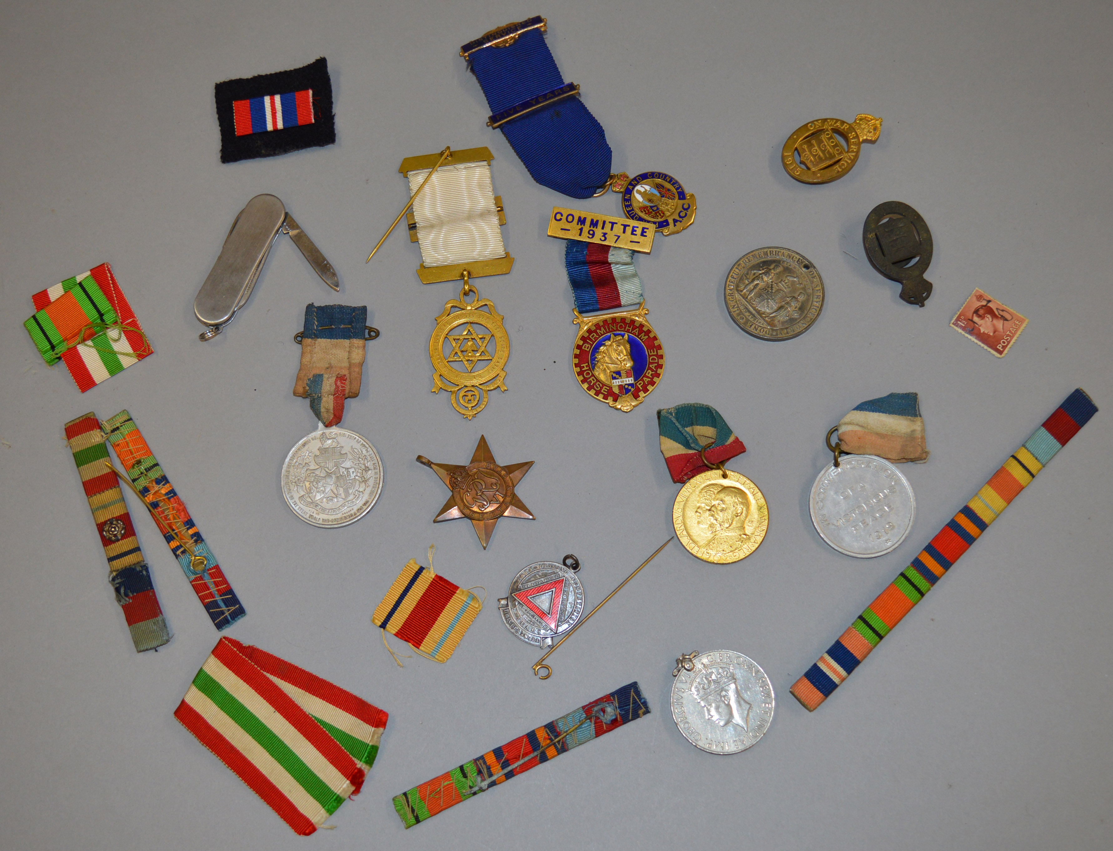 Collection of various military, Masonic and related medals,