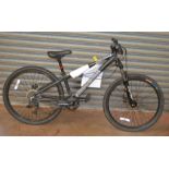 POLICE: A Mongoose Fireball bike [NO RESERVE] [VAT ON HAMMER PRICE]