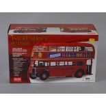 A boxed Sunstar London Transport RT Bus 2926 'RTL501 - JXC20',