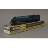 OO Gauge Wrenn W2210 LNER A4 class "Mallard" Overall G/VG Some pinhead size marks to R/H side of