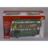 A boxed Sunstar London Transport green RT Bus 2922 'RT36 - FXT211',