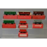 OO Gauge. Hornby Dublo. 7 x boxed rolling stock.