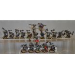 Games Workshop, Warhammer Fantasy: Regiment of 16 Black Orcs. Metal. Professionally painted.