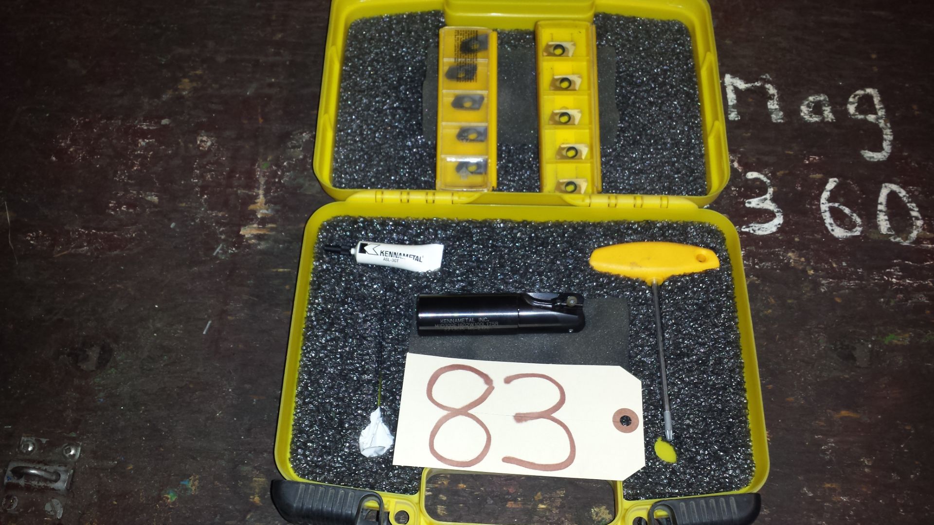 Kennametal End Mill Holder with Inserts