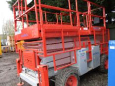 Skyjack SJ8841 four-wheel scissor lift platform yr2004