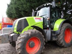 Claas Axion 810.Cebis tractor with GPS steering satelite steering module and controls