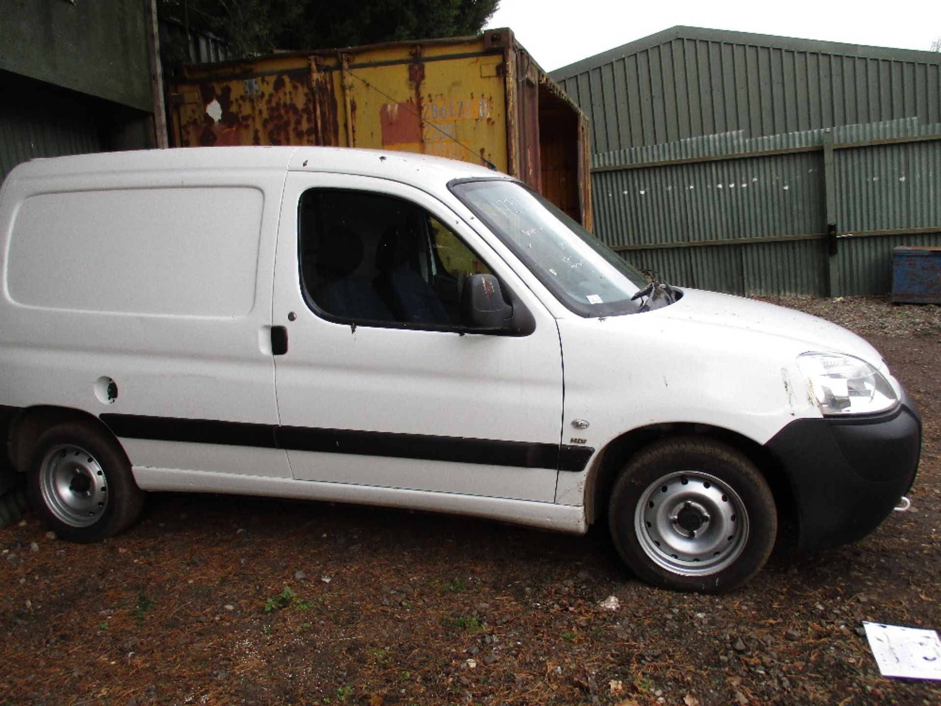 PEUGEOT PARTNER PANEL VAN WHITE REG. MK08 KMZ TEST TO NOV.2016  With V5.