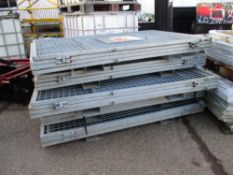 5NO Galvanised pallet cages for gas bottles