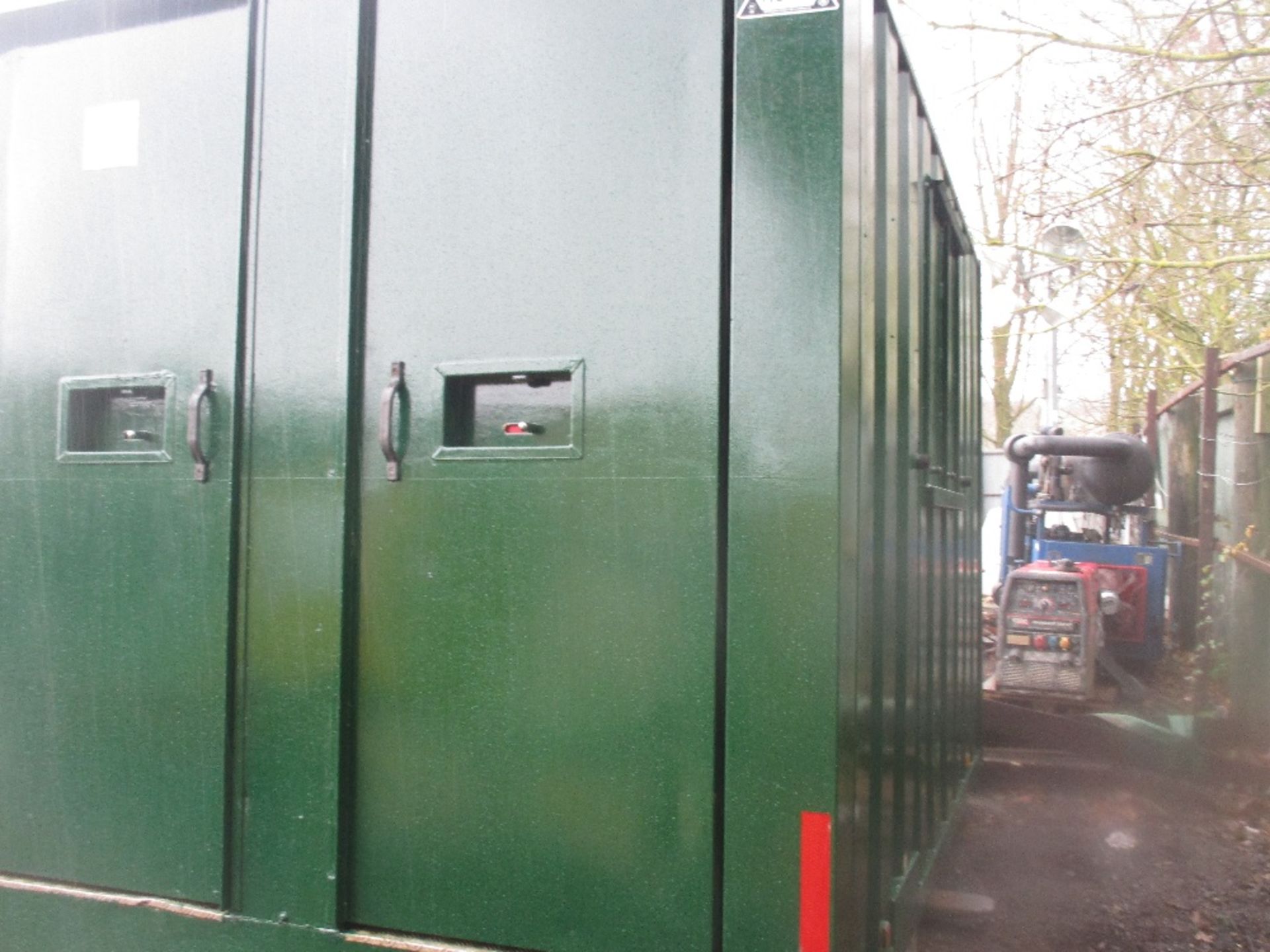 Groundhog towed welfare unit. Gas powered generator supplied with keys. - Image 6 of 13