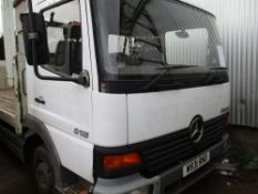 Mercedes 7.5ton 25ft flat bed lorry with tail lift