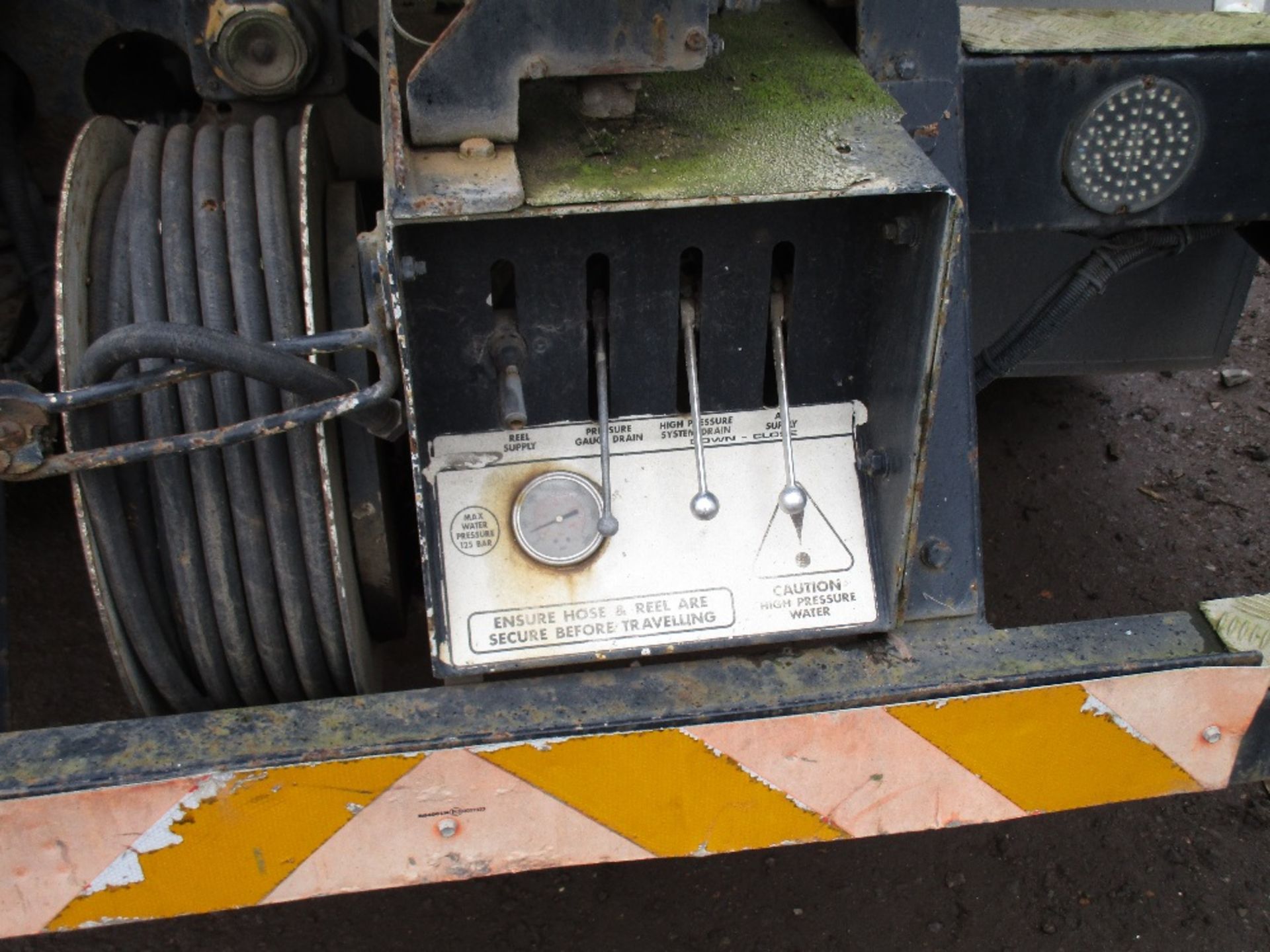 Leyland DAF 55-160 14tonne lorry with Wale Jetter tank fitted - Image 6 of 15