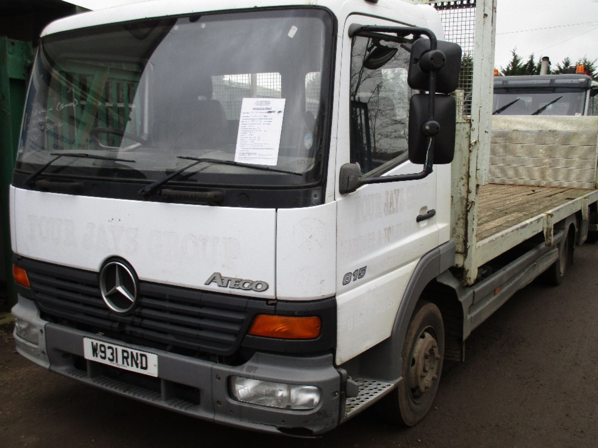 Mercedes 7.5tonne flat bed lorry with tail lift 25ft body