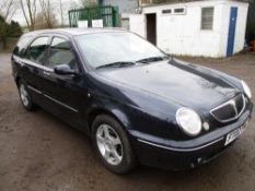 Lancia Lybra 2litre estate car blue manual left hand drive