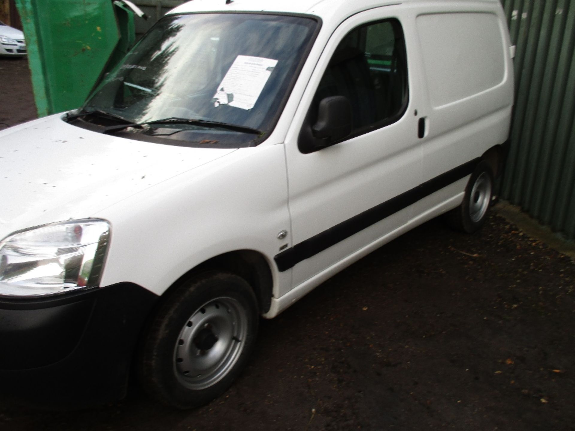 Peugeot Partner panel van reg. MK08 KMZ - Image 4 of 7