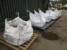 6no bulk bags of scaffold clips plus scaffold loading doors
