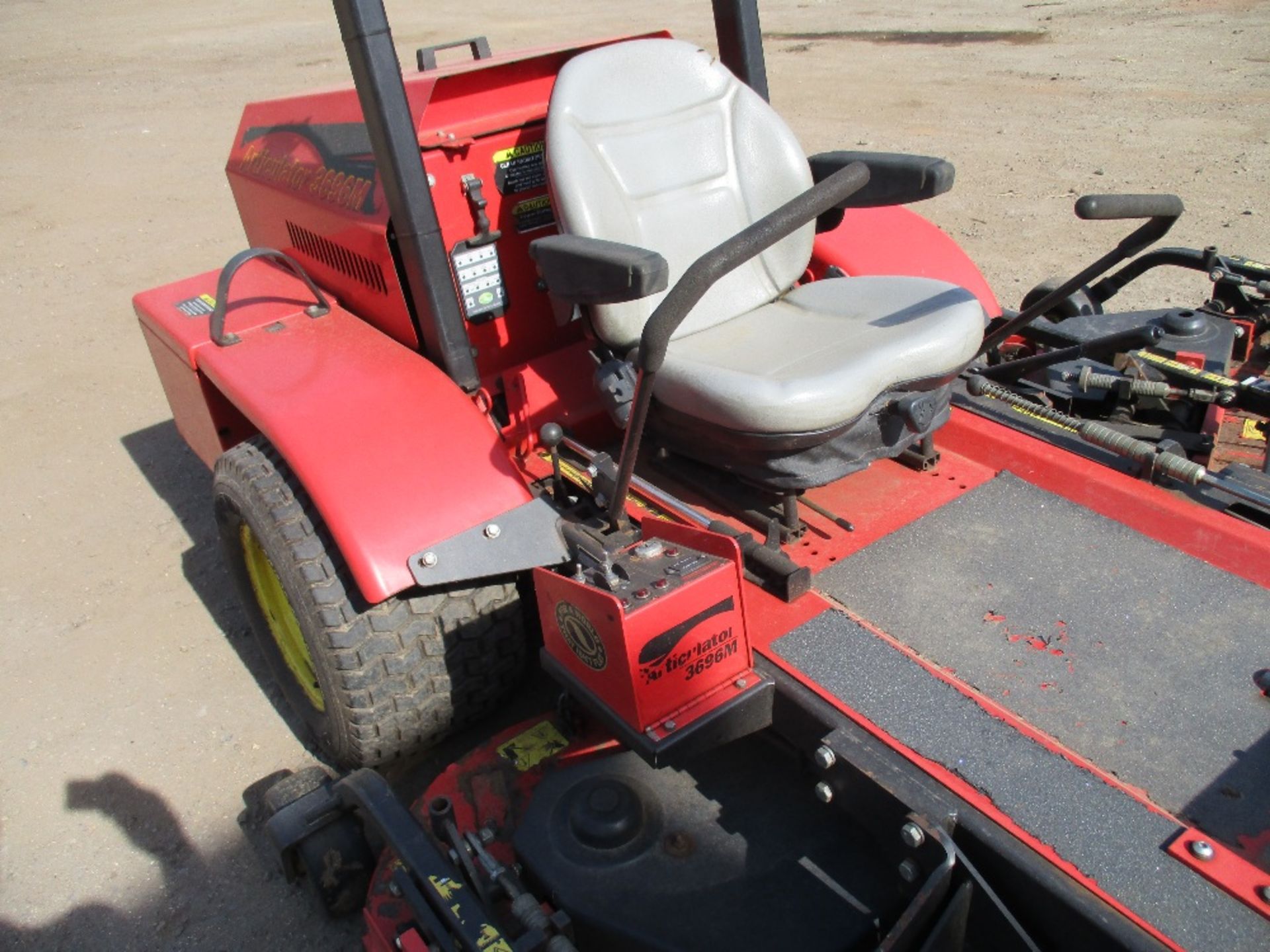 Lastec Articulator 3696M wide cut zero turn mower - Image 5 of 5