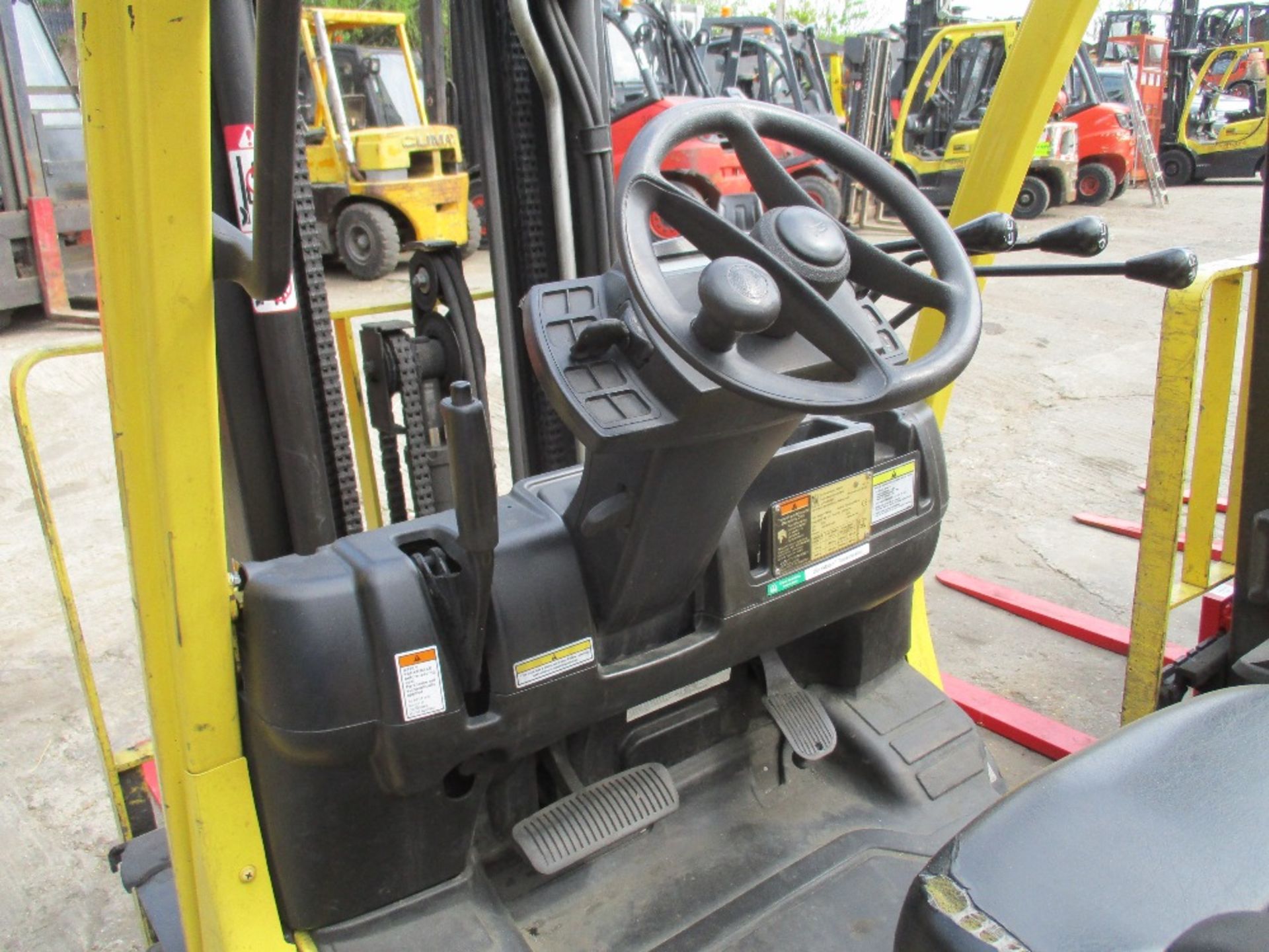 Hyster 2.5tonne gas forklift - Image 5 of 8