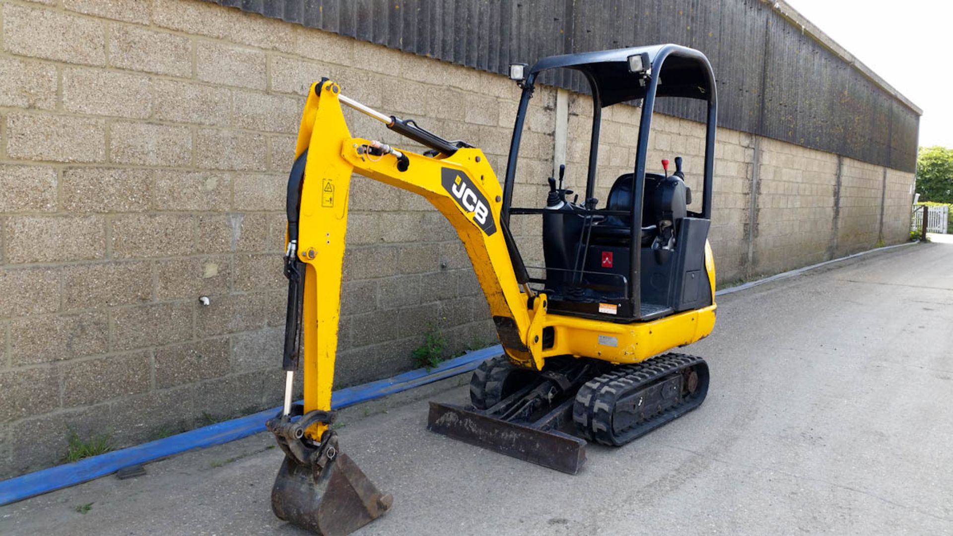 JCB 801-4 mini digger, year 2013 VERY LOW HOURS!! - Image 7 of 12