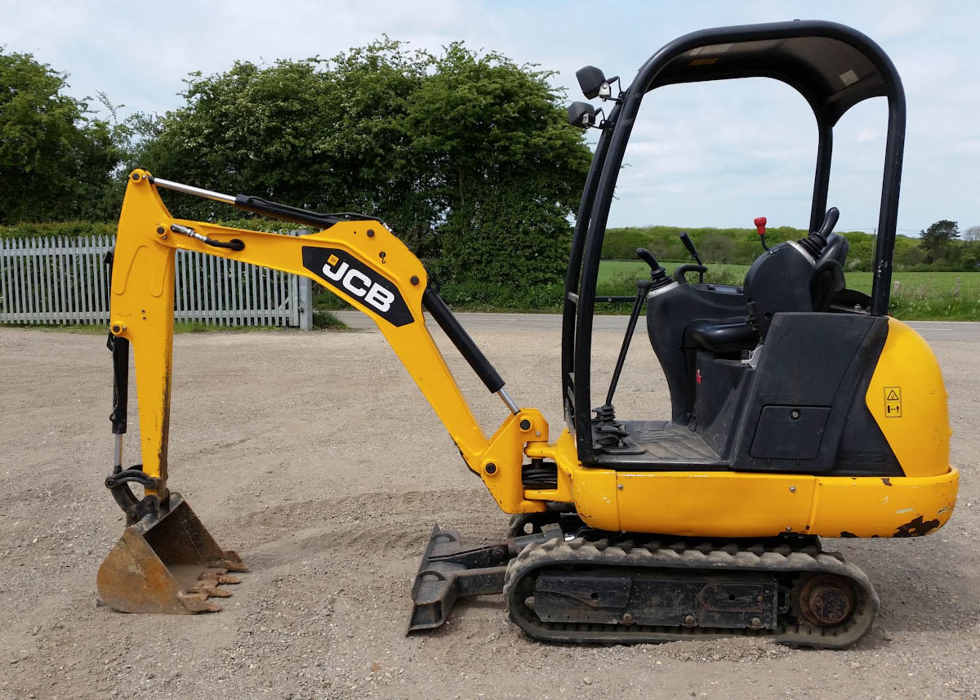 JCB 801-4 mini digger, year 2013 build - Image 6 of 8