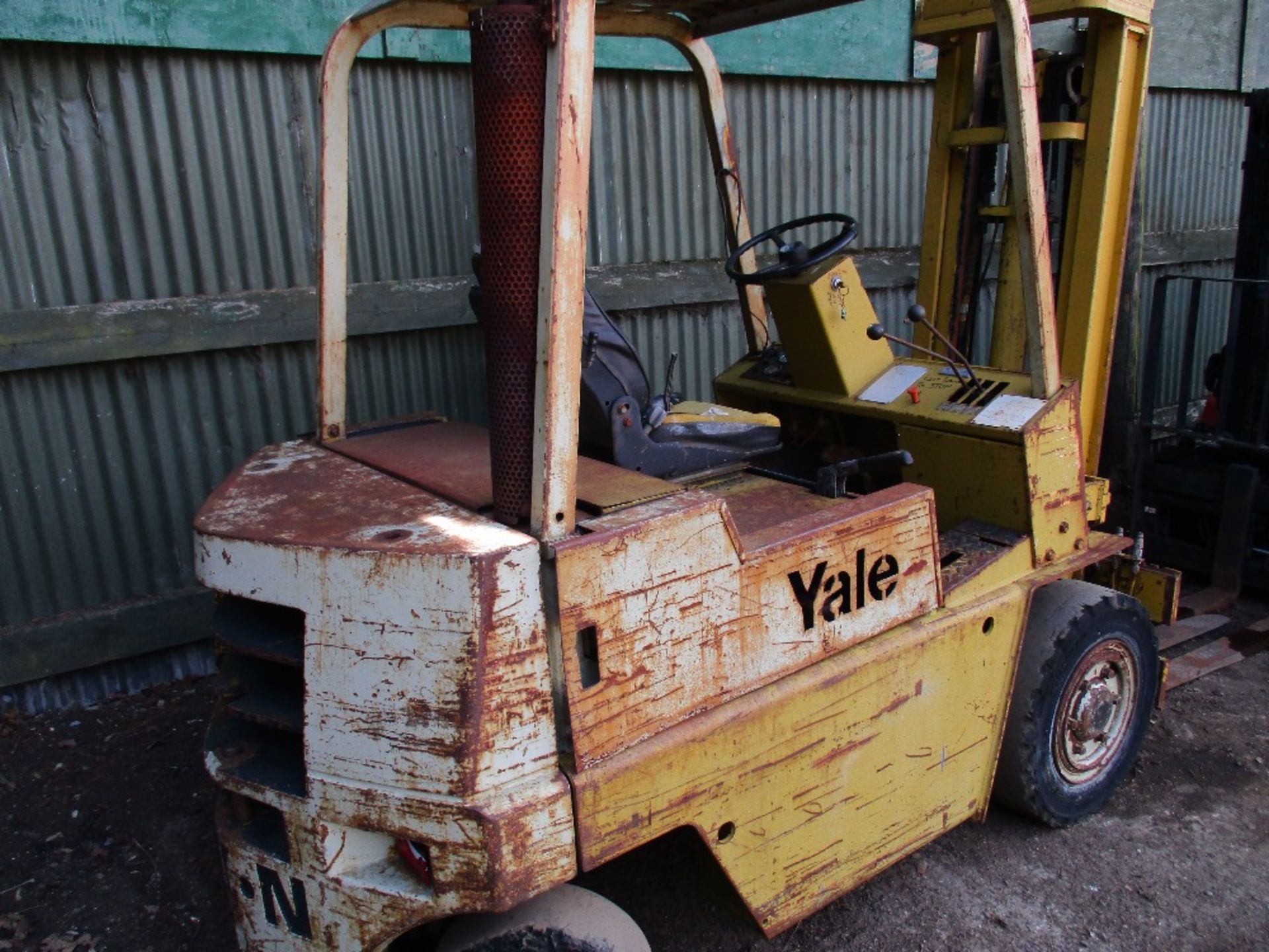 Yale diesel forklift - Image 3 of 3