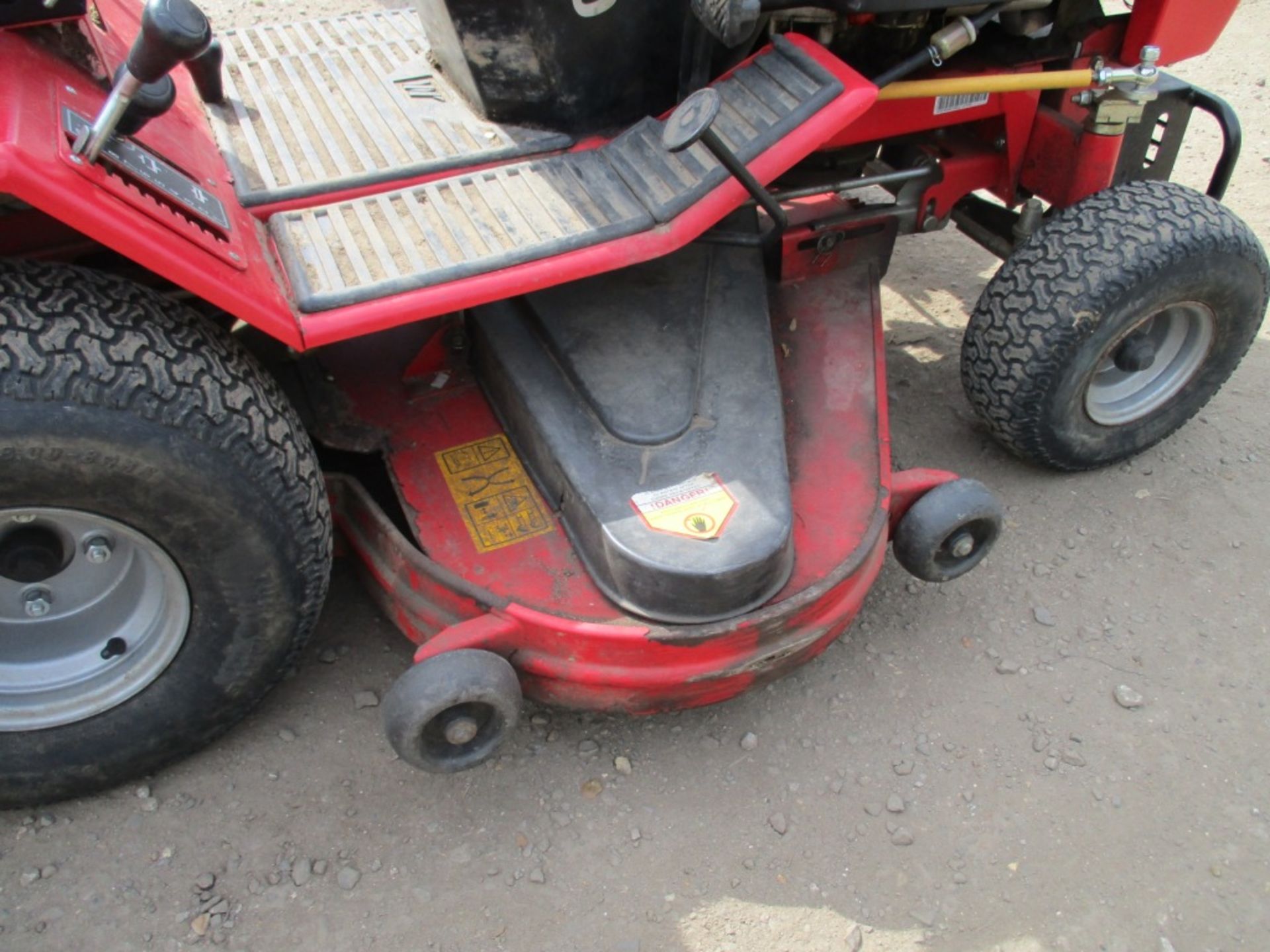 Westwood T1800 hydrastatic drive mower with collector. - Image 5 of 8