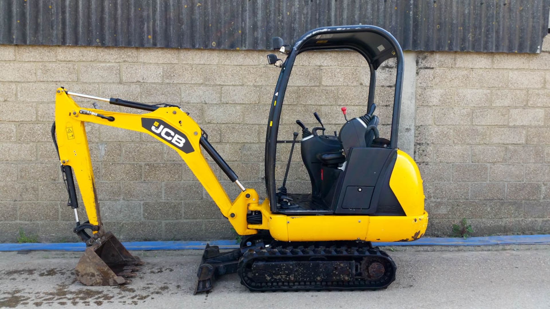 JCB 801-4 mini digger, year 201 - Image 8 of 11