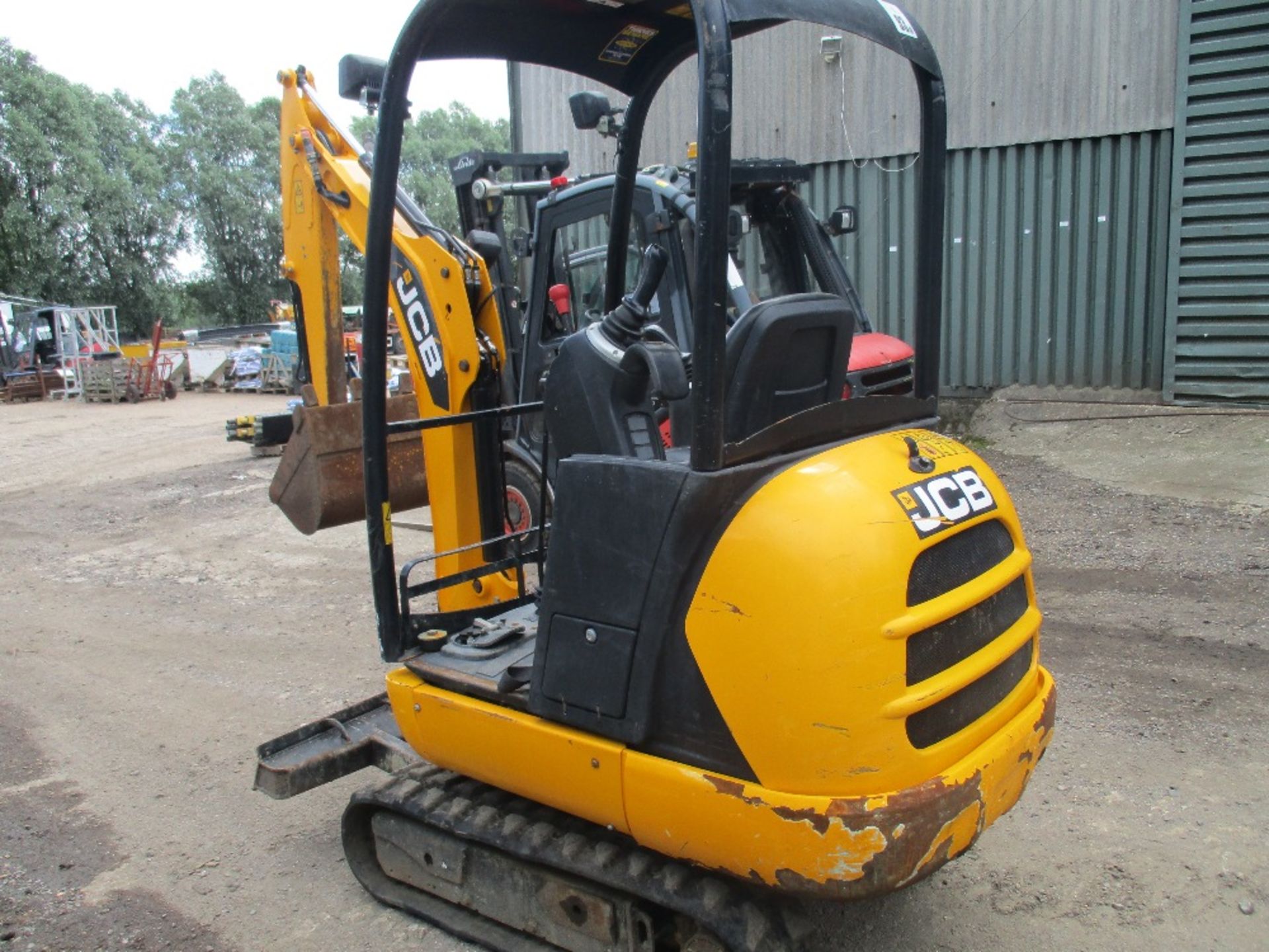 JCB 801-4 1.5tonne mini digger yr2013 - Image 3 of 7