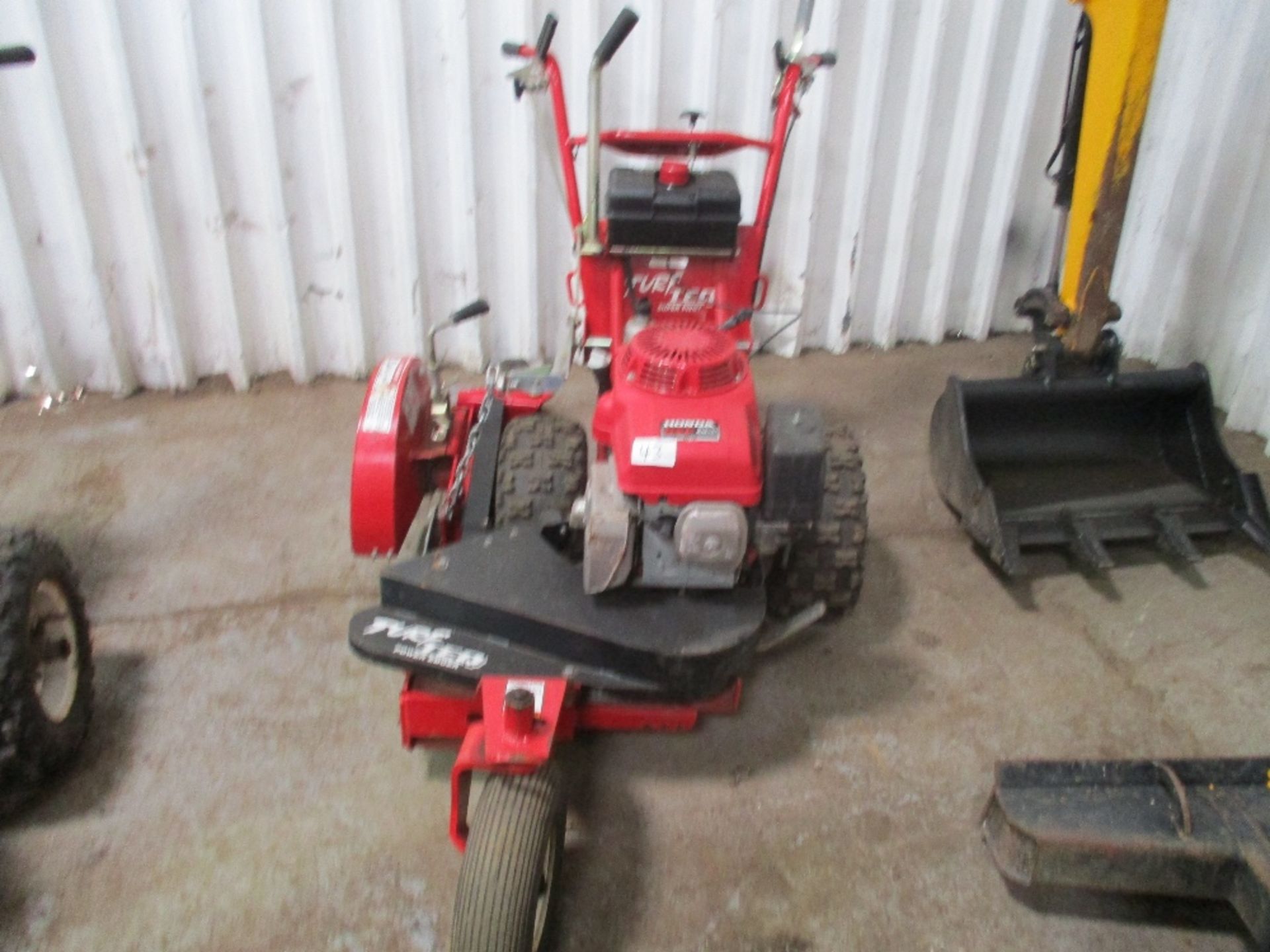 Turf Teq power edger c/w Honda engine yr2008