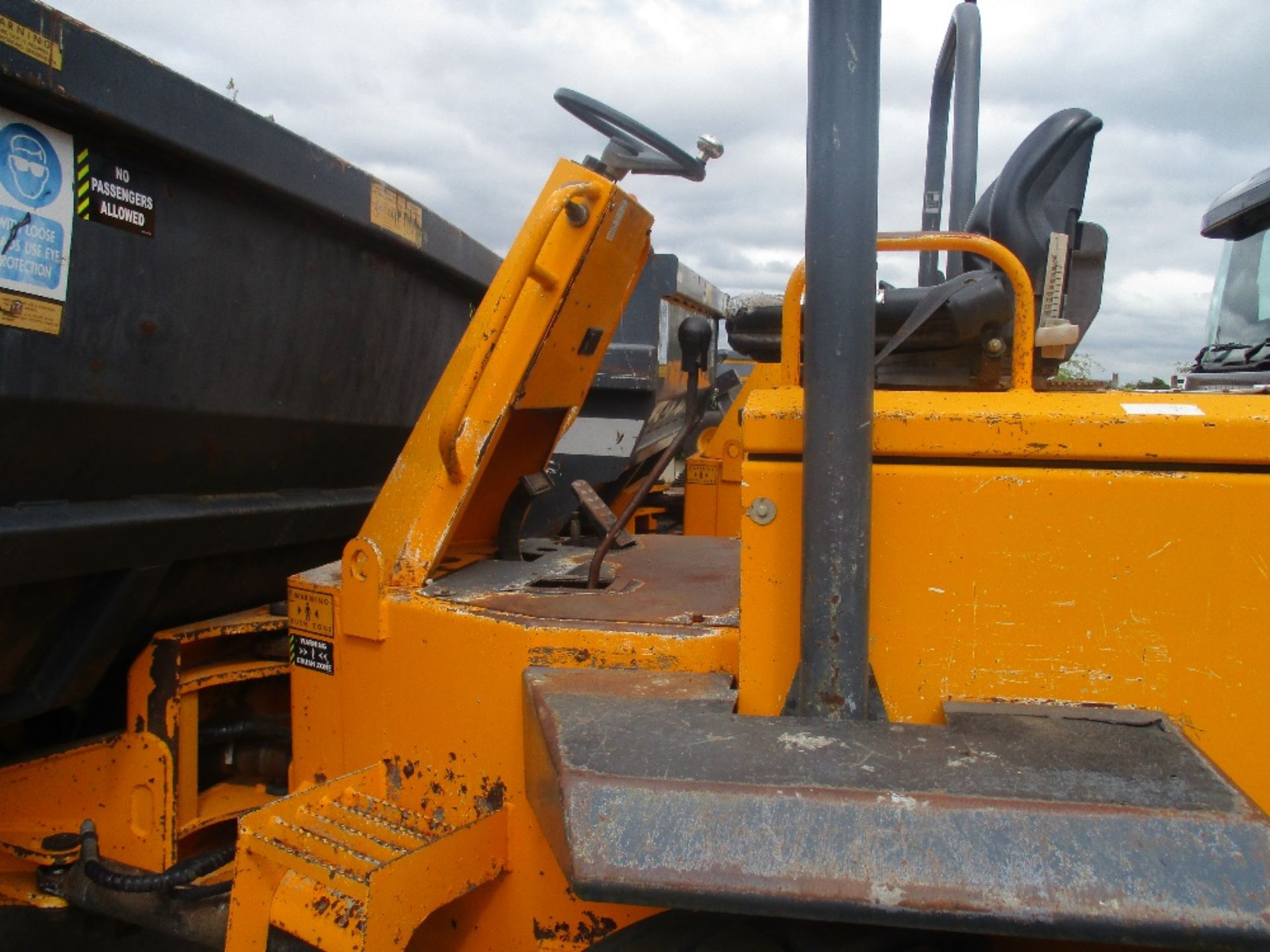 6 TONNE BARFORD STRAIGHT TIP DUMPER YEAR 2006 - Image 2 of 6