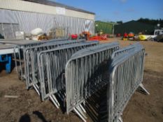 46X METAL PEDESTRIAN BARRIERS