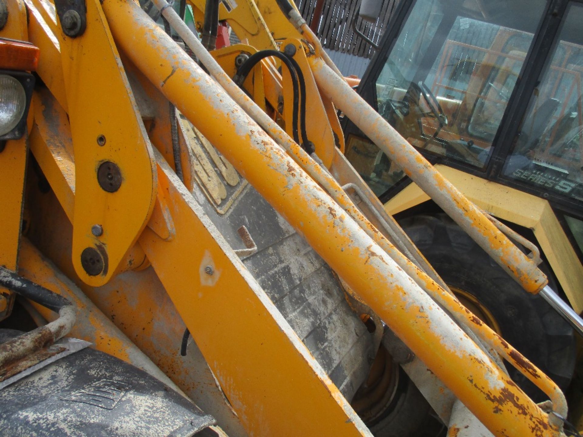 JCB 411HT LOADING SHOVEL WITH HIGH TIP ARMS - Image 8 of 10