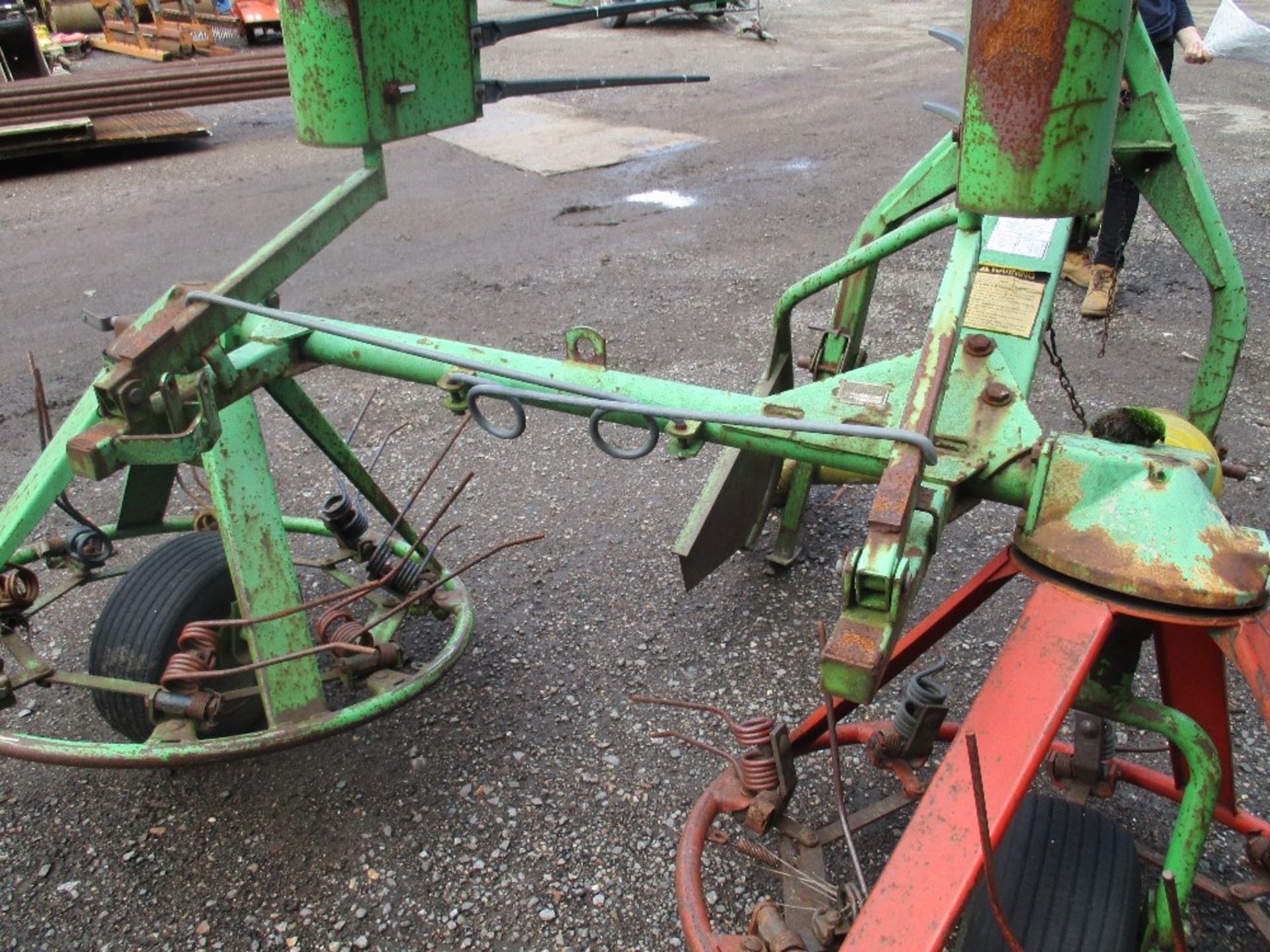 Deutz-Faha KU250 3 point hay turner - Image 3 of 5