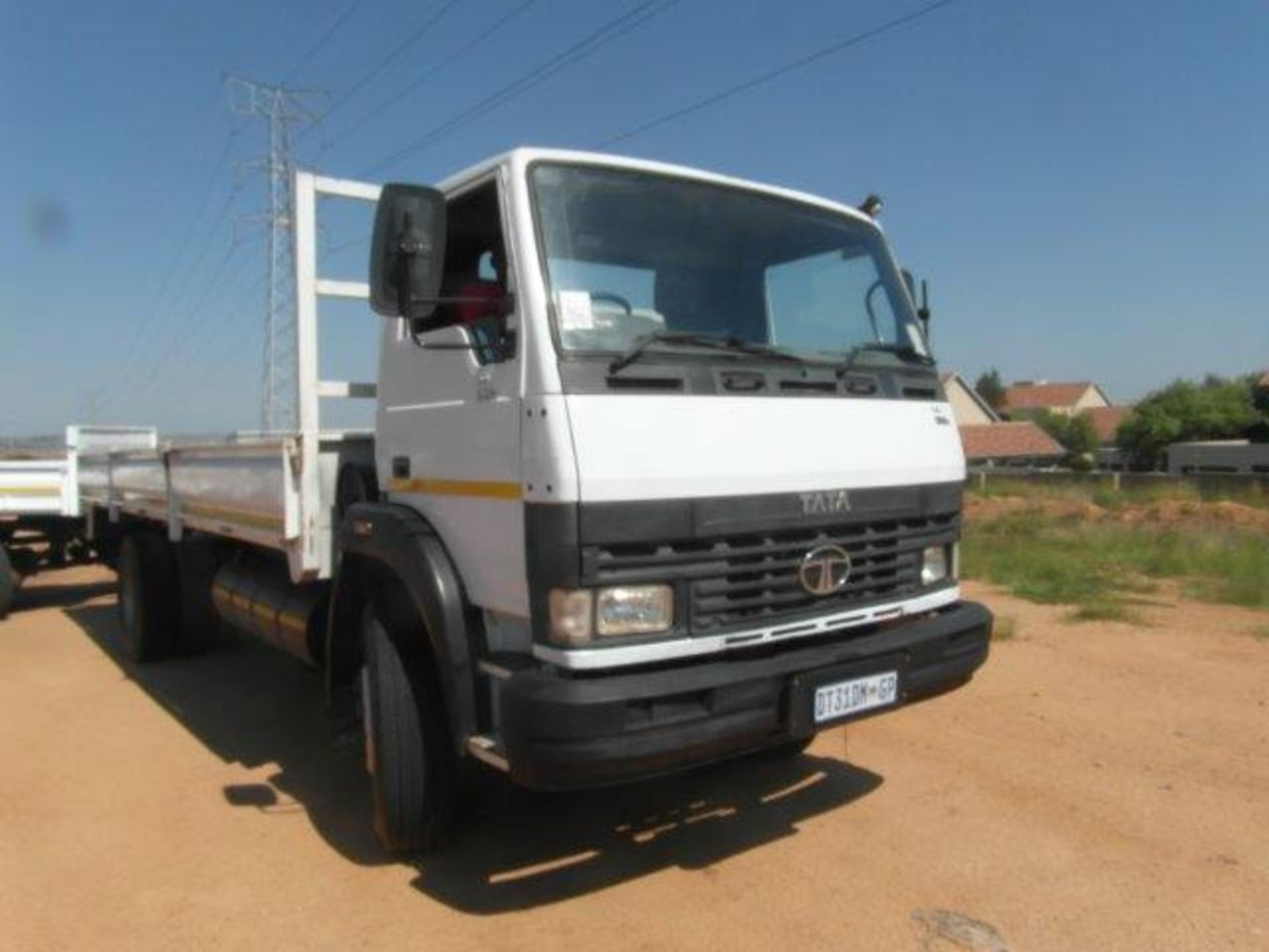 DT31DMGP Tata 1518c Dropside Truck (Vin No: MAT450022A2R00459 )(184530 kms )(Windscreen Cracked)