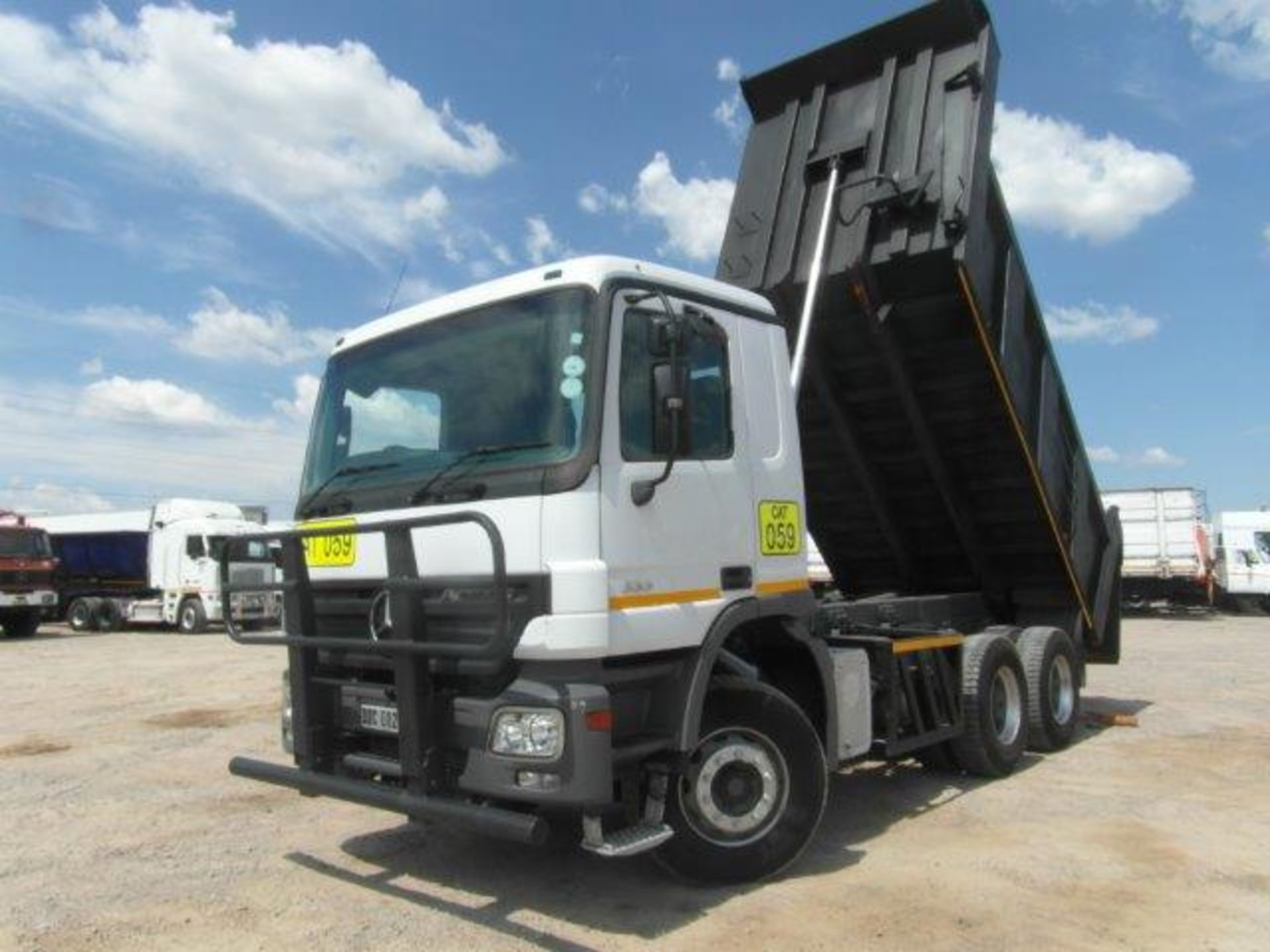 2007 DDC082L Mercedes-Benz Actros 3331 12m³ Tipper (Vin No: WDB9321616L247998 )(458740 kms )(LHS - Image 2 of 4