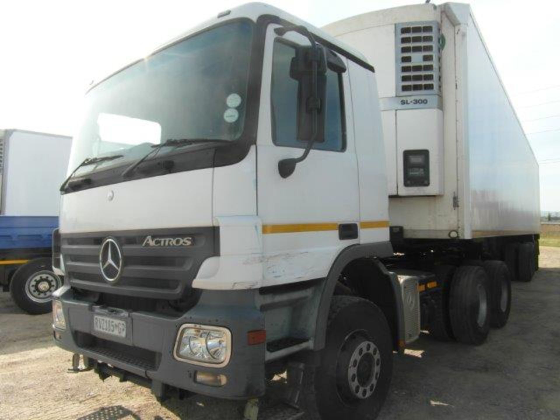 2004 RVZ185GP Mercedes-Benz Actros 2640 6 x 4 Mechanical Horse (Vin No: WDB9341616K970968 )(809302