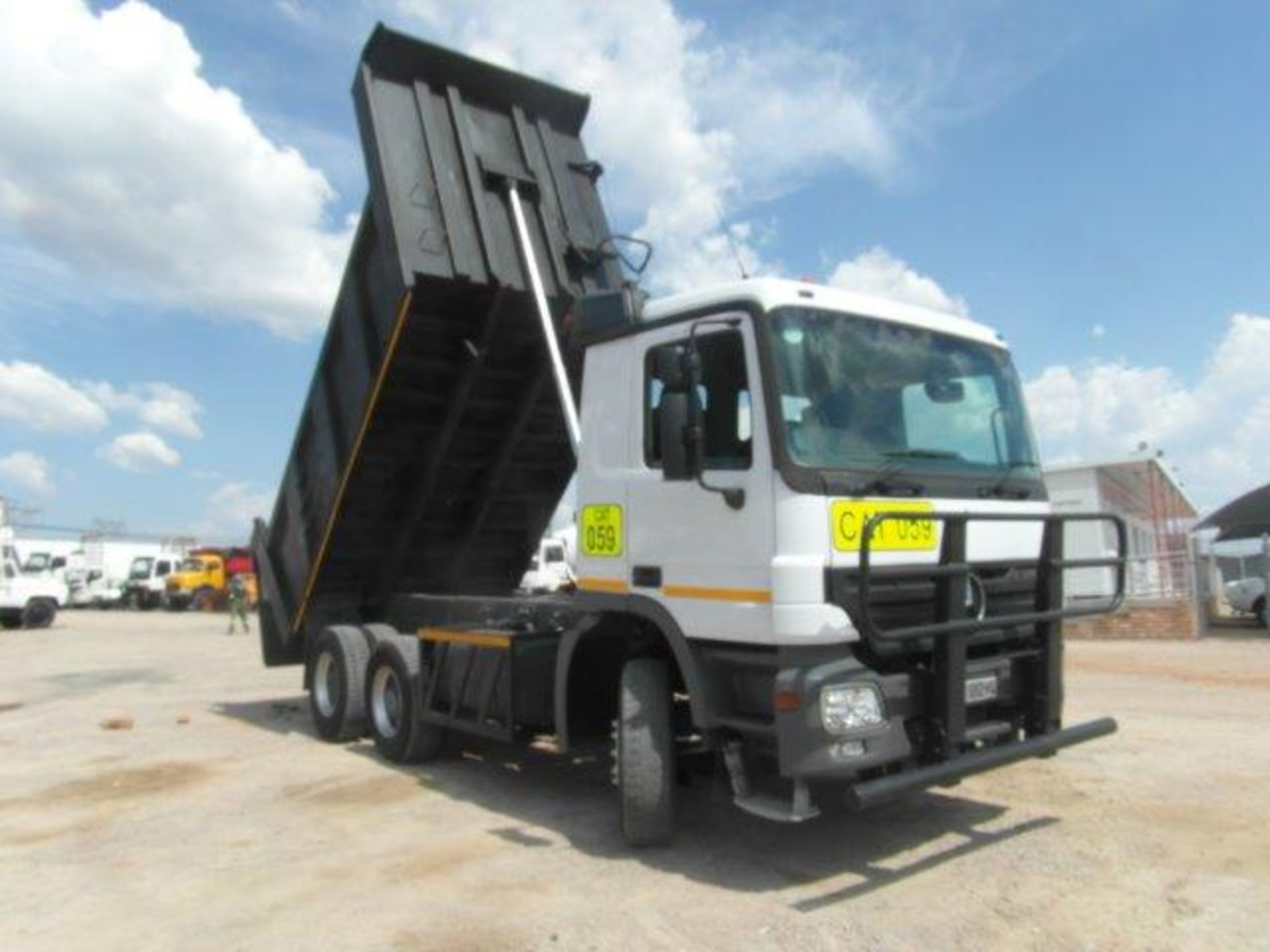 2007 DDC082L Mercedes-Benz Actros 3331 12m³ Tipper (Vin No: WDB9321616L247998 )(458740 kms )(LHS