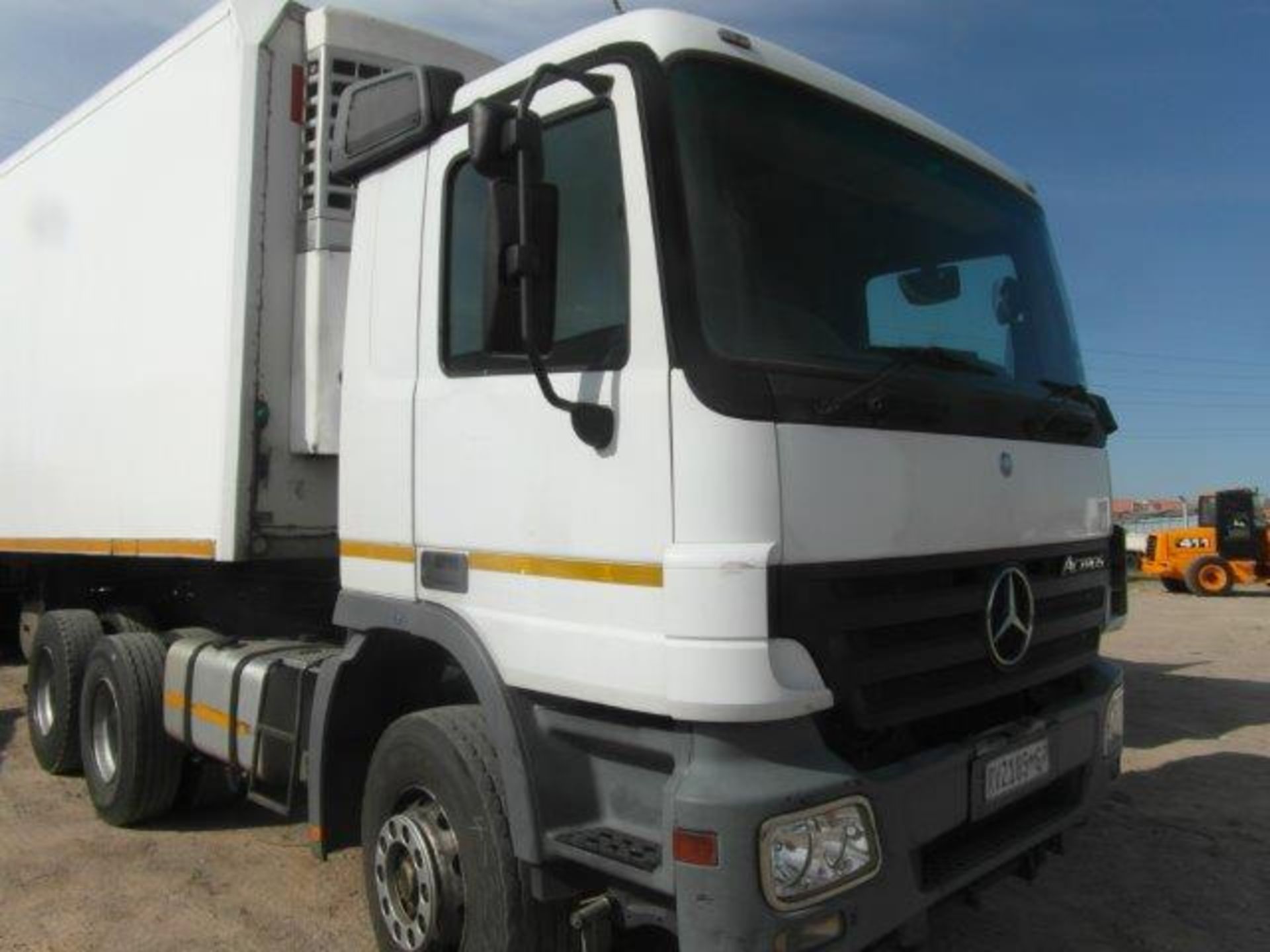 2004 RVZ185GP Mercedes-Benz Actros 2640 6 x 4 Mechanical Horse (Vin No: WDB9341616K970968 )(809302 - Image 2 of 4