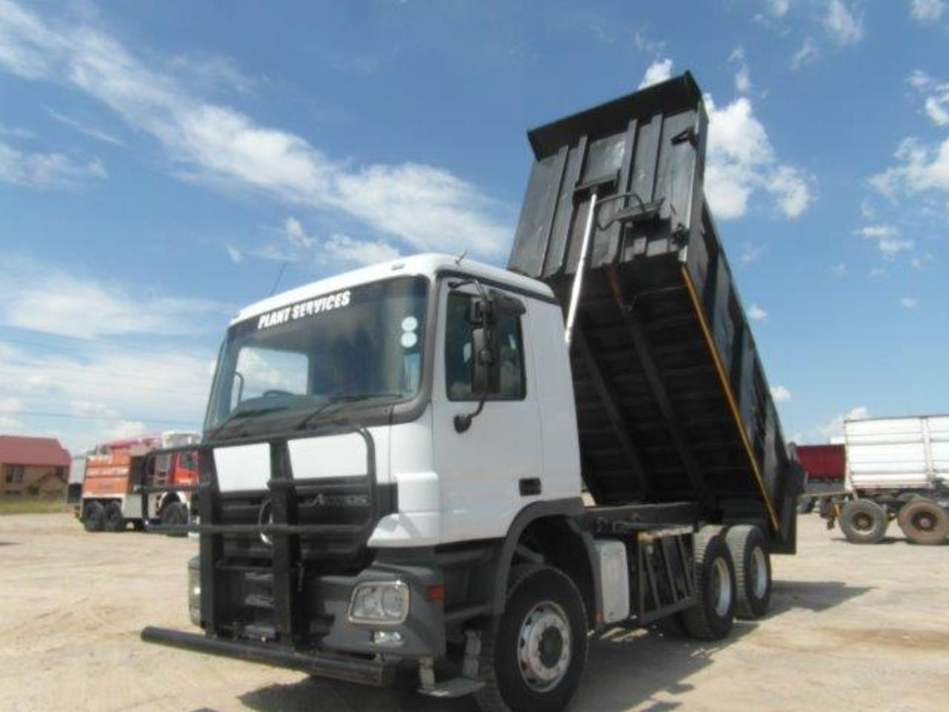 2007 DBW756L Mercedes-Benz Actros 3331 12m³ Tipper (Vin No: WDB9321616L144528 )(361869 kms ) - Image 2 of 4