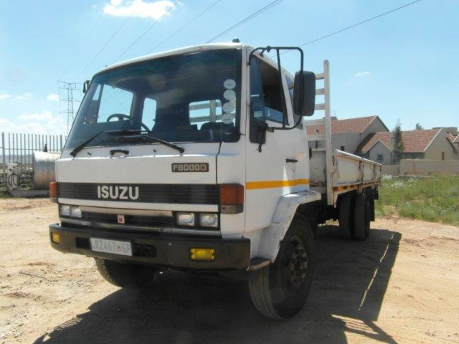 1996 LRZ467GP Isuzu F8000D Dropside (Vin No: ADMFT49LSCZ752850 )(516899 kms )(Windscreen Cracked)