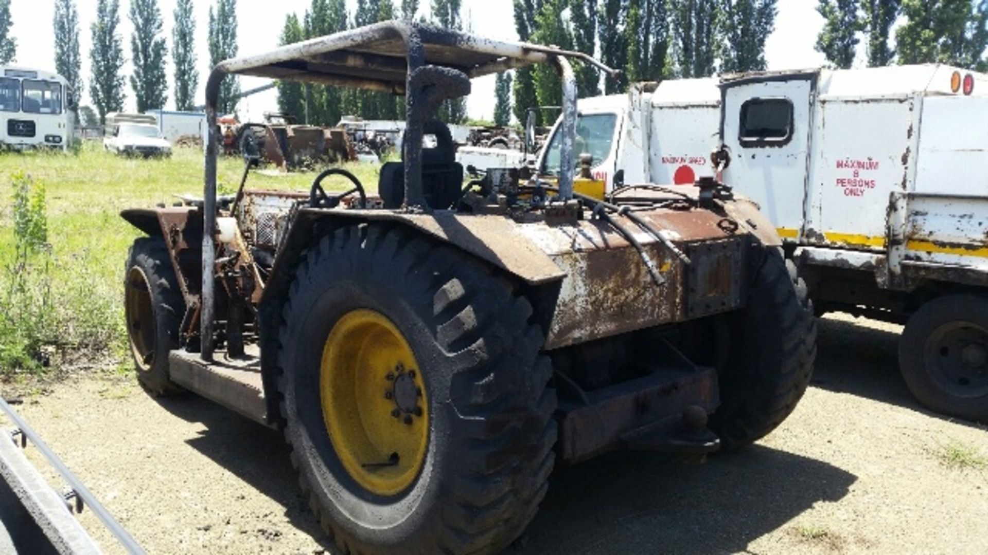 FLAMEPROOF TRACTOR (T13) - NO KEYS - NO PAPERS - Image 5 of 6