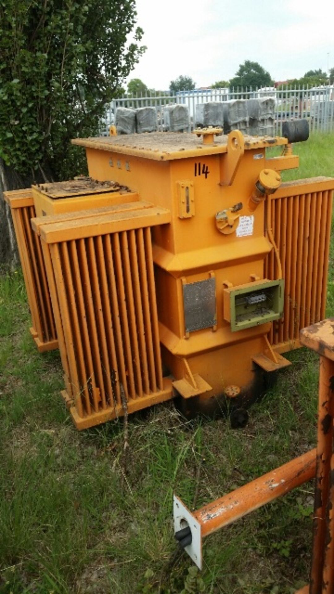 800KVA TRANSFORMER - Image 2 of 3