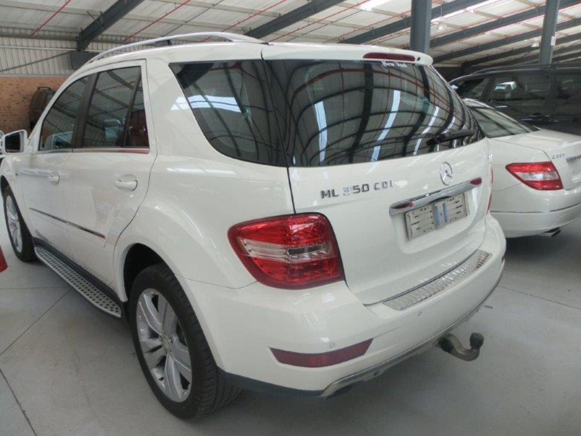 2011 MADOSINFS Mercedes-Benz ML350 CDI 4Matic (Vin No: WDC1641222A656827 )(50023 kms) Suggested - Image 4 of 5