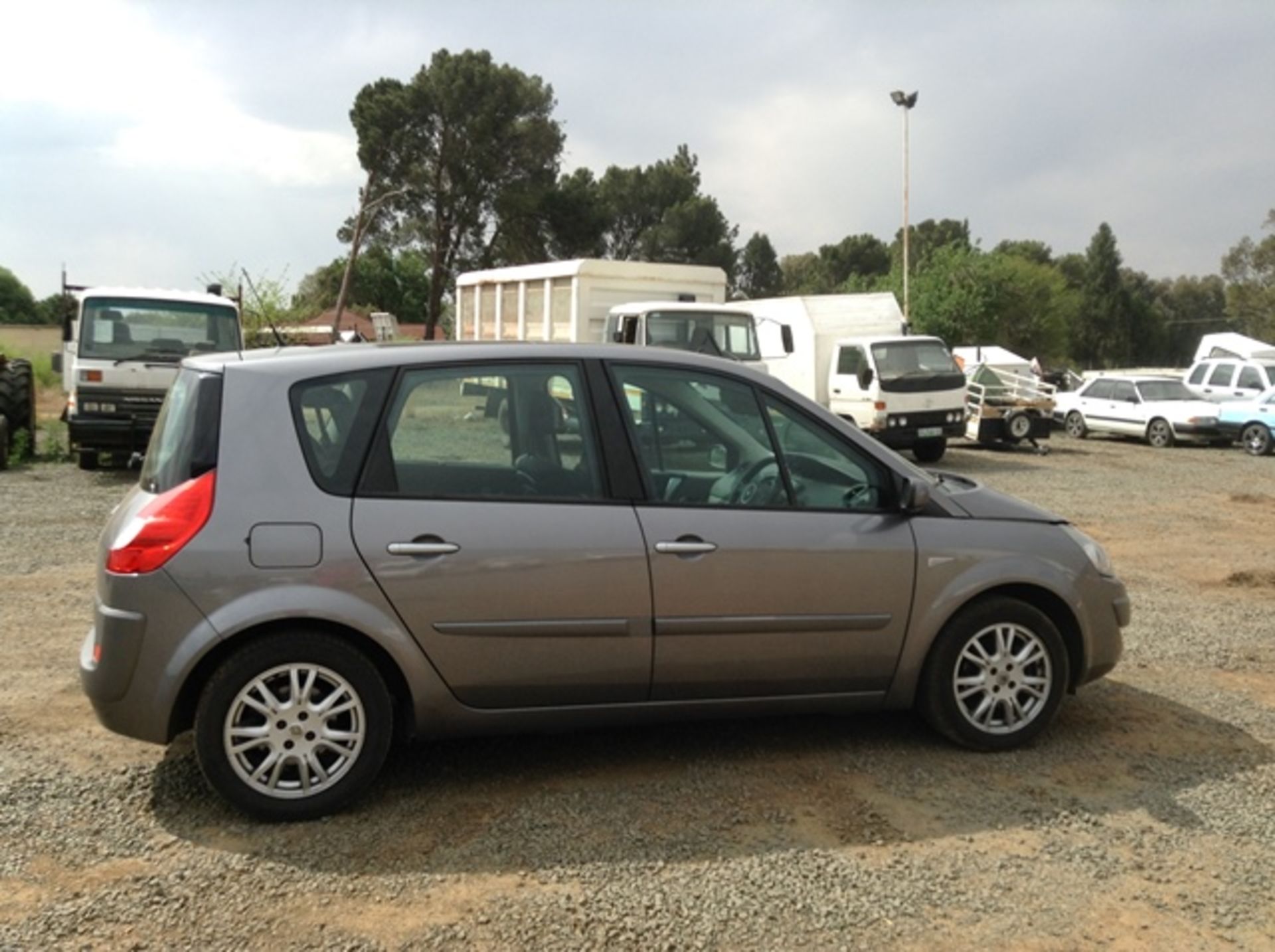 2009 RENAULT SCENIC III 1.6 EXPRESSION KM 192627 - Image 3 of 7