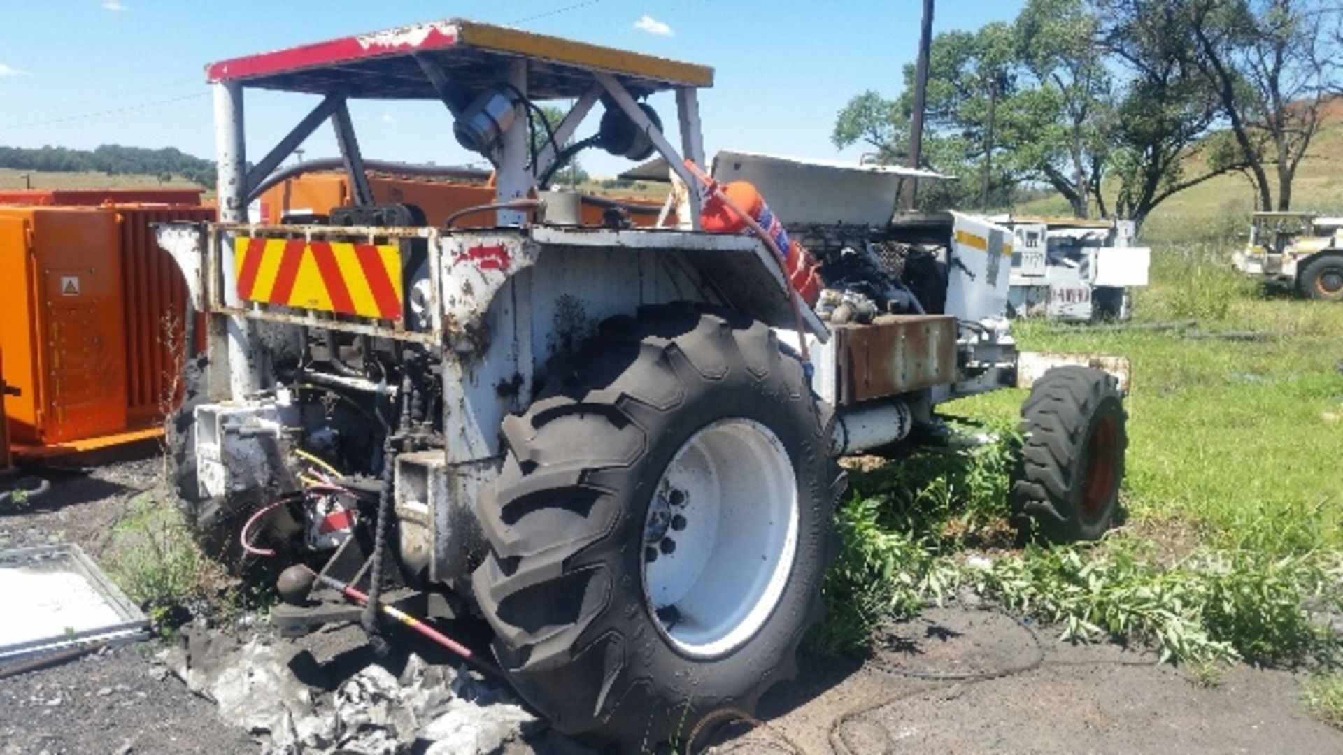 2002 NEW HOLLAND FLAMEPROOF TRACTOR- SERIAL: A2020227 (GLENCORE SOUTH WITBANK MINE) - Image 7 of 7